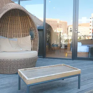 Origo Nakasu -riverfront- 3*, 福岡市 日本
